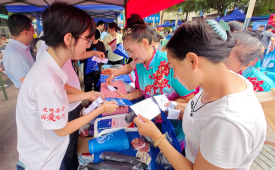 南宁市开展2025年网络举报辟谣宣传“五进”活动