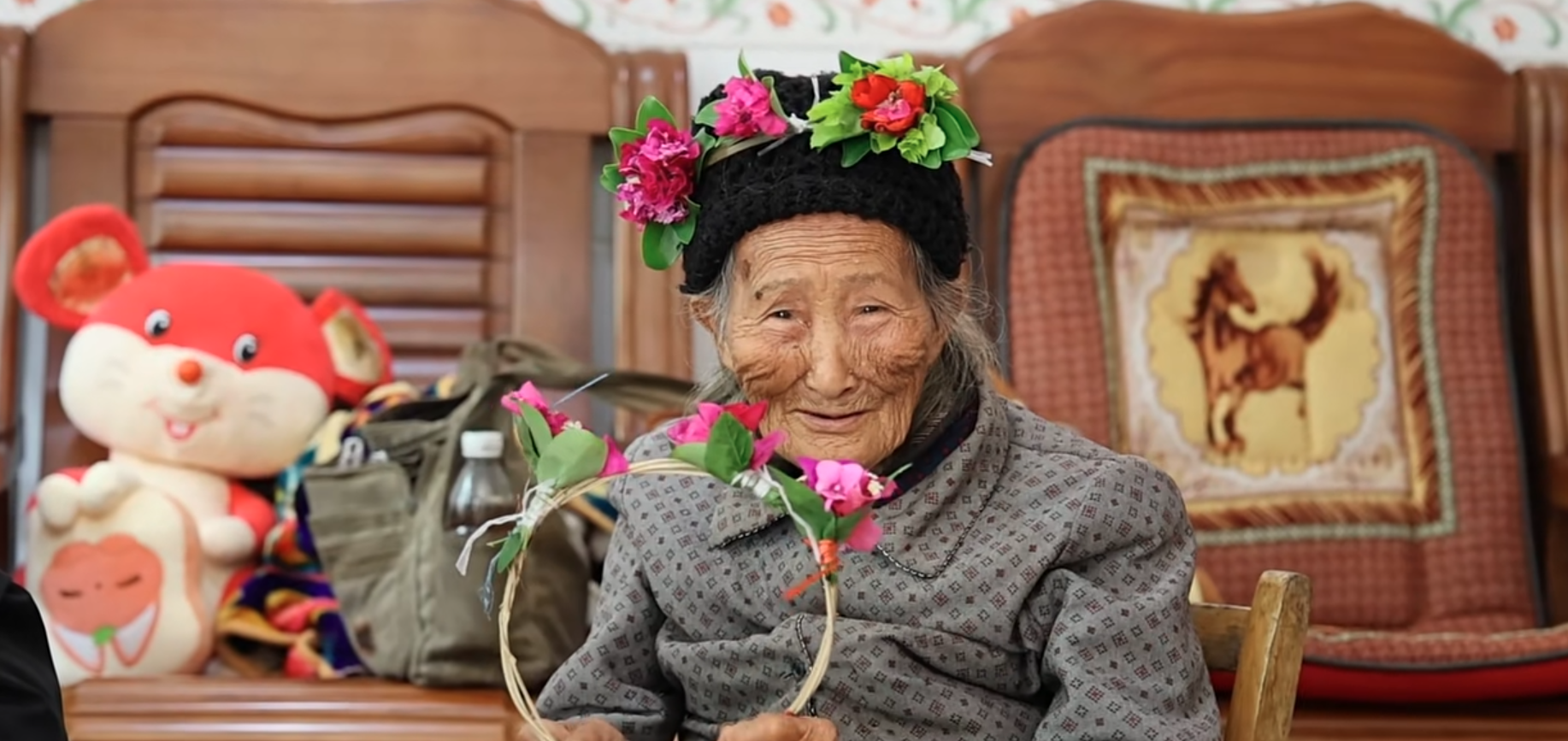 情况说明 | 网传阳朔杨堤码头售卖花环老人相关信息不实