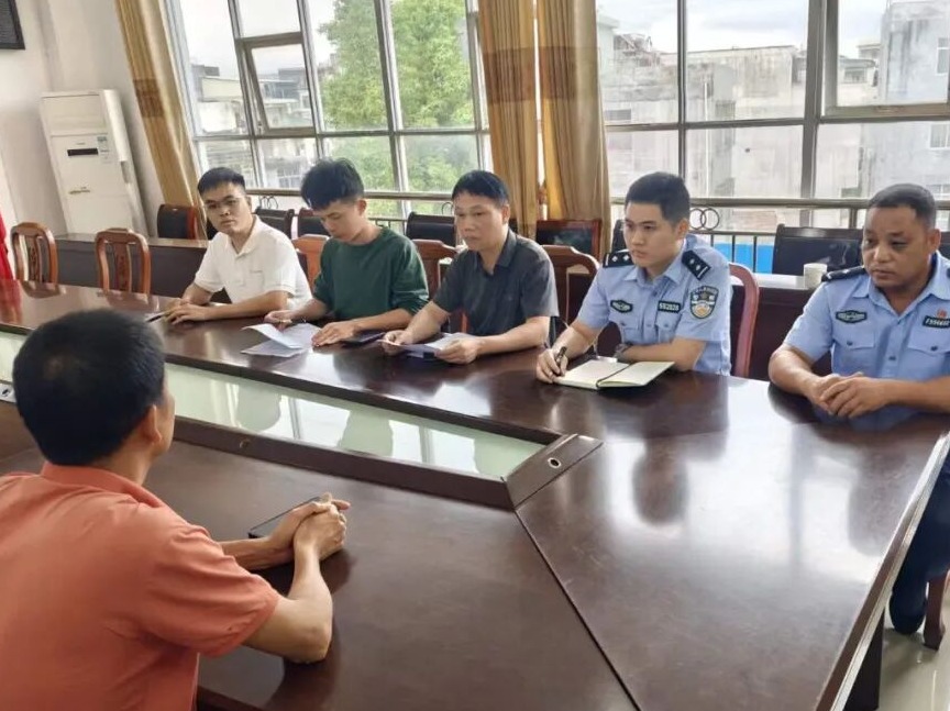 捏造并传播“状元现状”，桂平市一网民被约谈